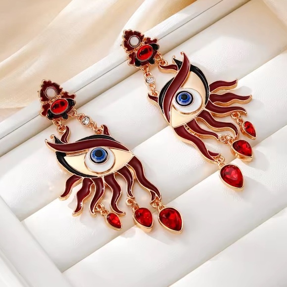 Red Flame Eyes Gold Earrings - Picture 2 of 5